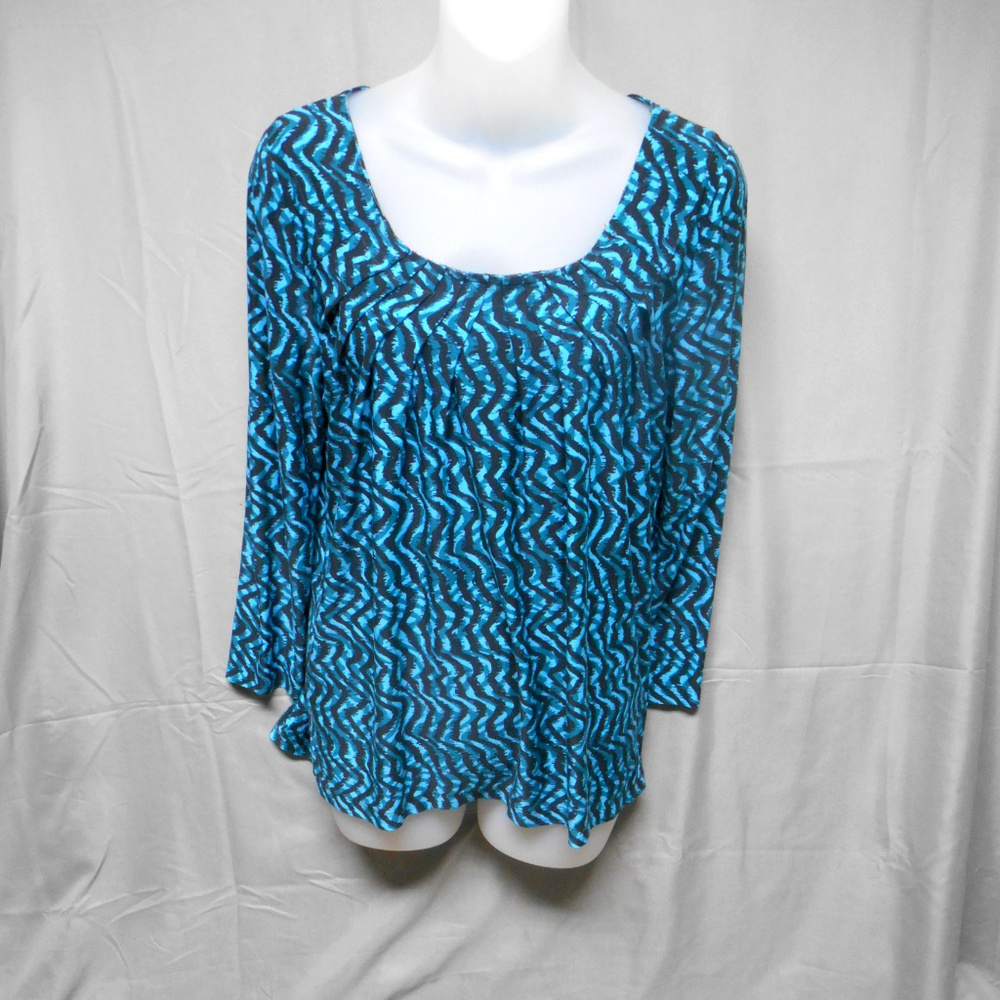 Rafaella blue black top M